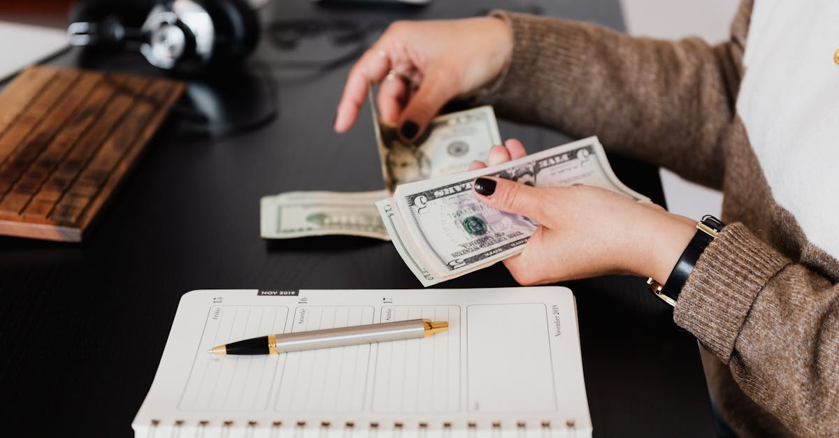 découvrez l'art du budgeting : apprenez à gérer efficacement vos finances, à établir un budget réaliste et à atteindre vos objectifs financiers en toute sérénité.