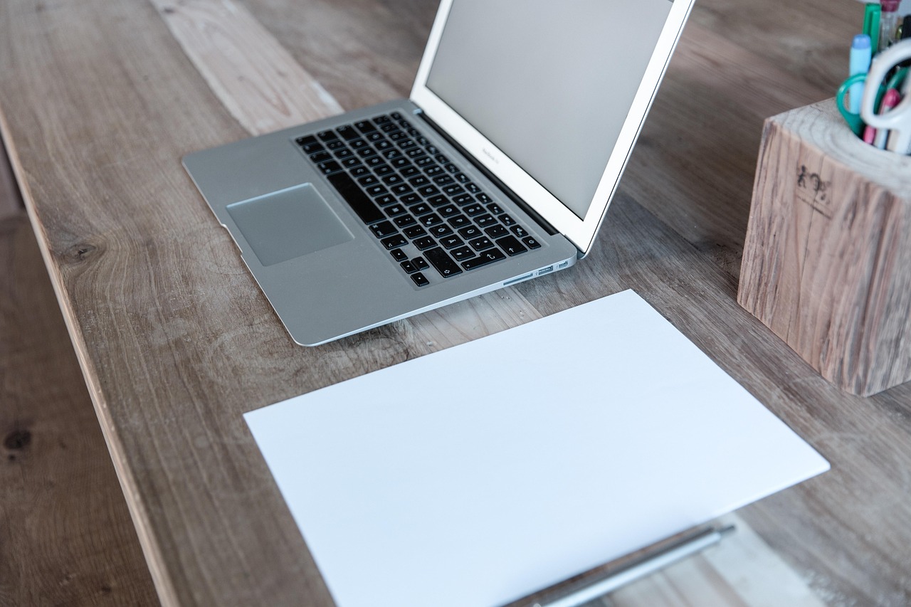 Lancement d’entreprise : découvrez les 3 outils en ligne indispensables pour démarrer votre projet