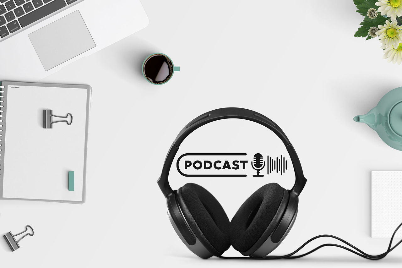 plongée dans l’univers du podcast ‘ban home’ avec une interview des créateurs